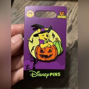 Disneys Winnie the Pooh Halloween Trading Pin.